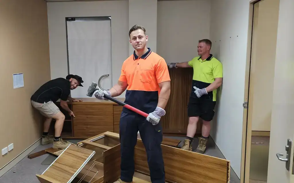 Gold Coast waste removal truck loaded with residential waste